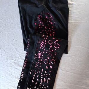 90 Degree by Reflex Black Pink Laser Cut Leggings Women’s M Activewear